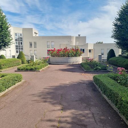 Chambre Avec Sdb Et Toilettes Privatives Rosny-sous-Bois Esterno foto